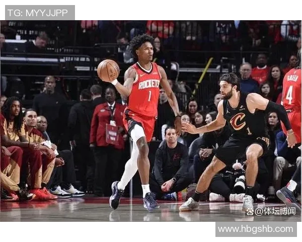 火箭与骑士在NBA夏季联赛中激战正酣新星球员表现引人瞩目
