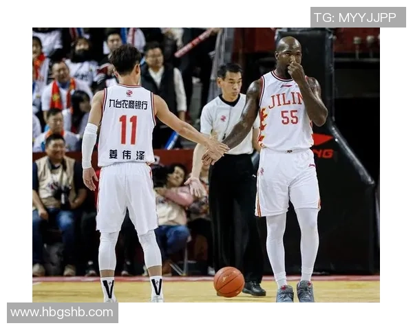 美洲队迎战阿特拉斯全力争胜精彩对决即将上演